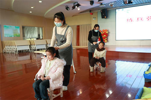 d8f56b89569f4ee79da9832fed921a38.jpg